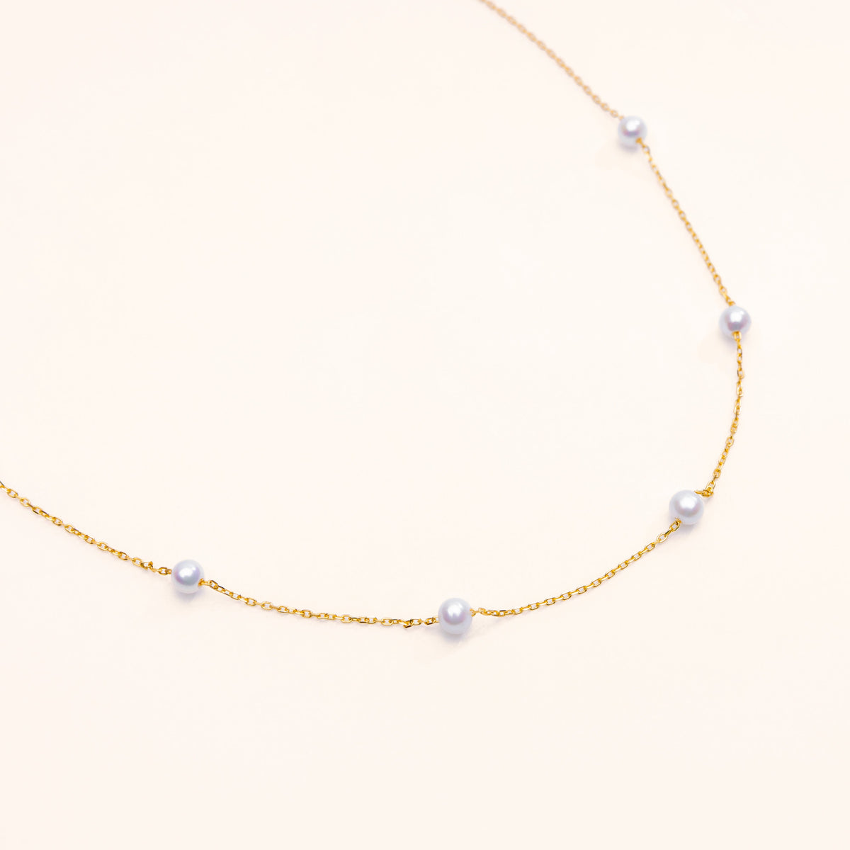 Round freshwater pearl chain necklace in 925 sterling silver with 18k gold plating