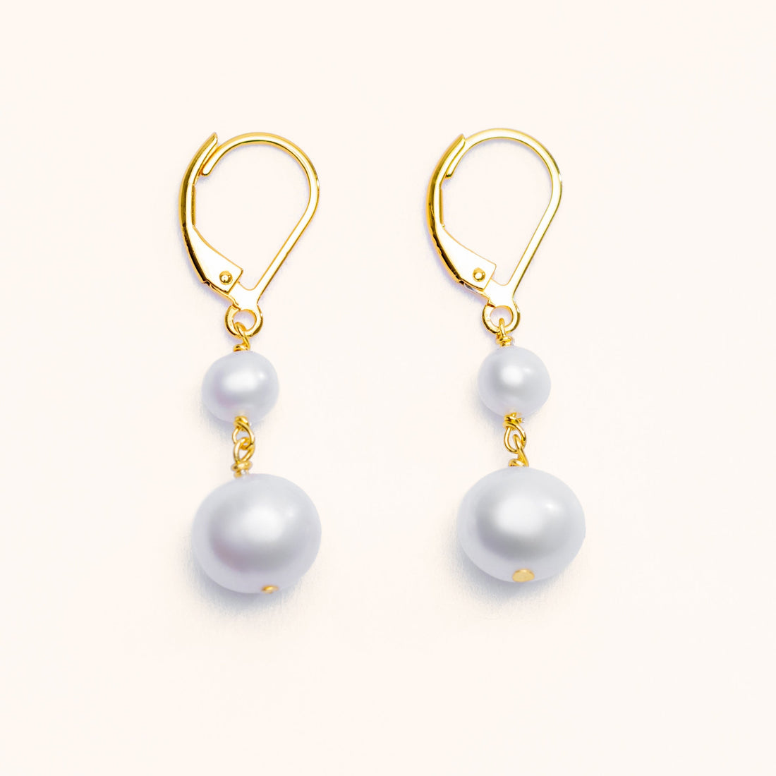 Freshwater pearls of varying shapes in a Pearl Luna jewelry piece